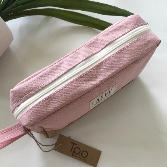 Cosmetic/Travel Pouch - Picture 4 of 8